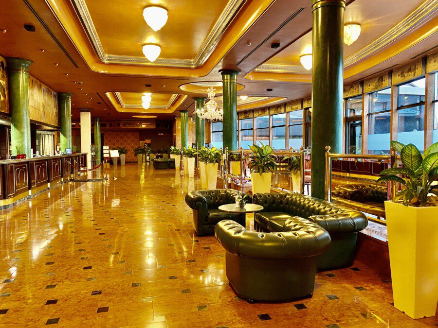 An old lady in need of a facelift, review Marriott Milan