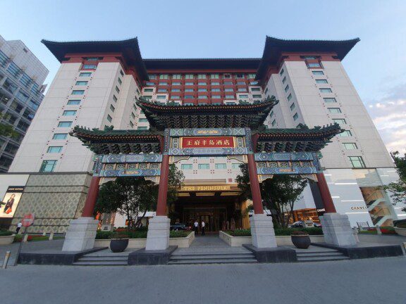Review The Peninsula, sleeping in one of Beijing's best 5-star hotels at a bargain price