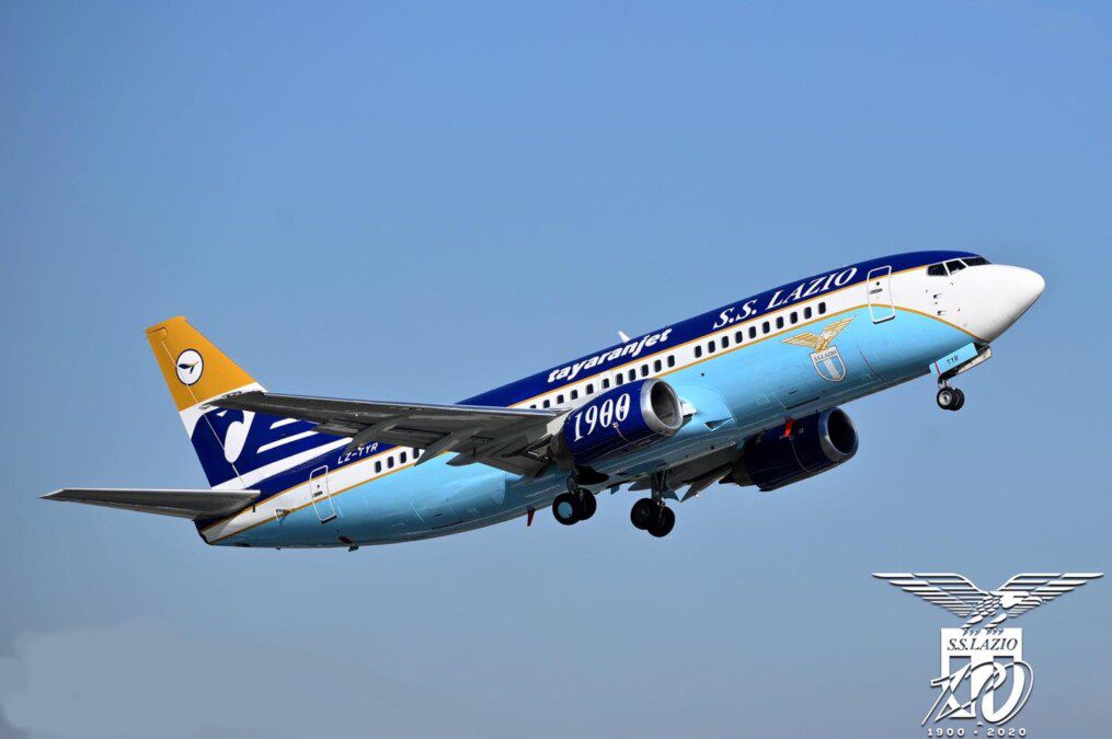 Lazio's eagle now flies powered, here is the 737 in biancoceleste livery