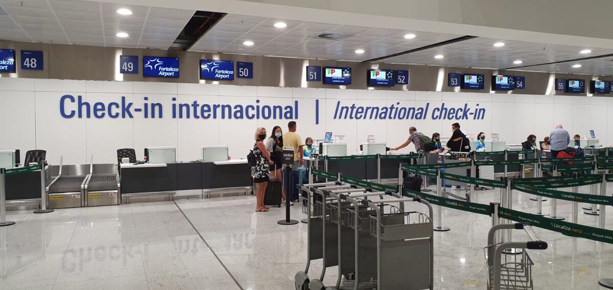 Gli irresponsabili al tempo del Covid: test negativi falsi per viaggiare