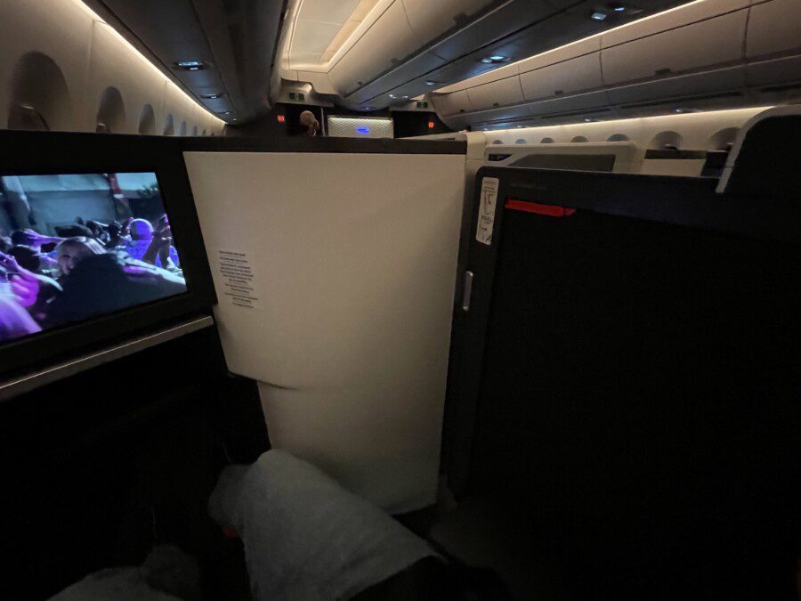 Door yes or door no, which is the ideal seat in business class