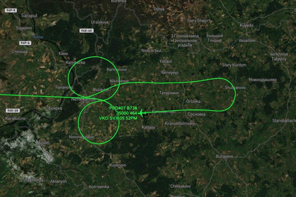 A 737 drew a penis in the sky (with serious consequences for the prankster pilot)