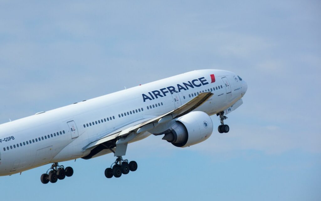 Flying Blue, sconti del 50% sui biglietti premio, con 44k punti vai a Papeete
