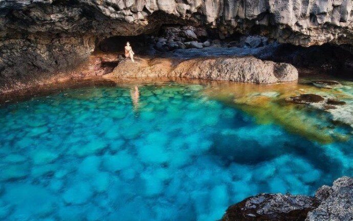 Easter in red zone, foreign travel allowed: countries where you can go