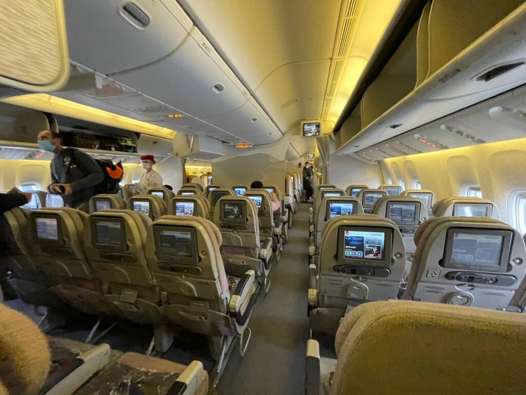 Review Emirates flight, Milan Dubai in economy
