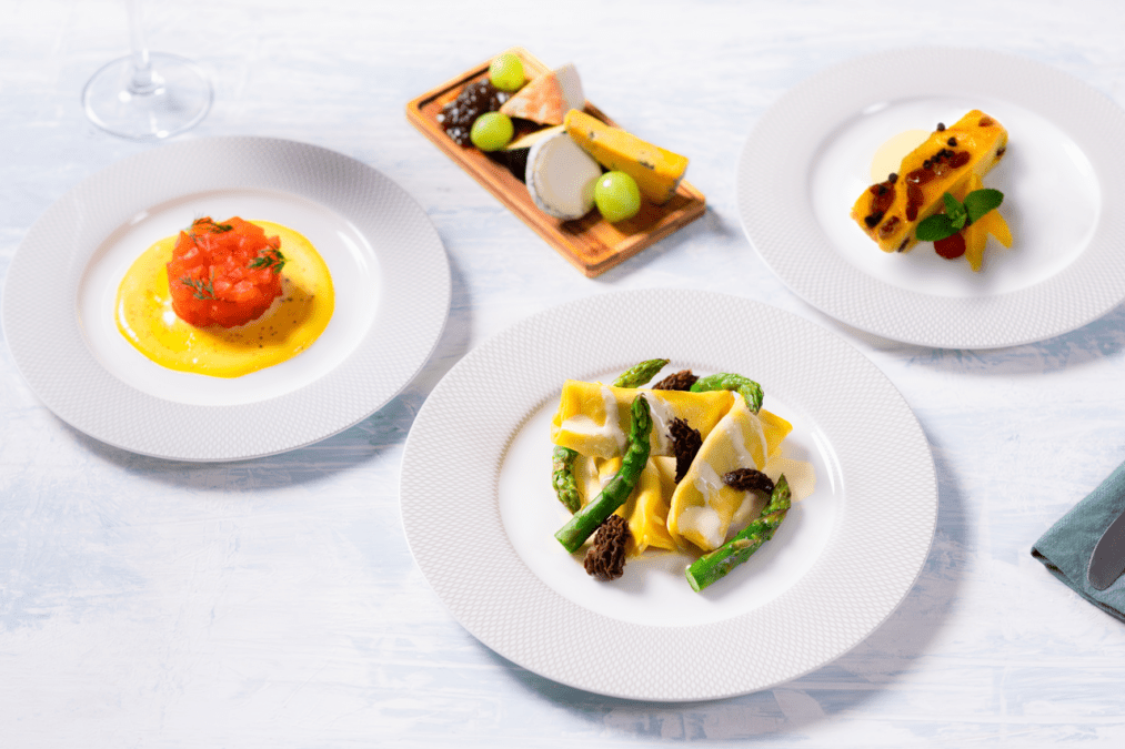 Now BA serves you first-class lunch.... at home