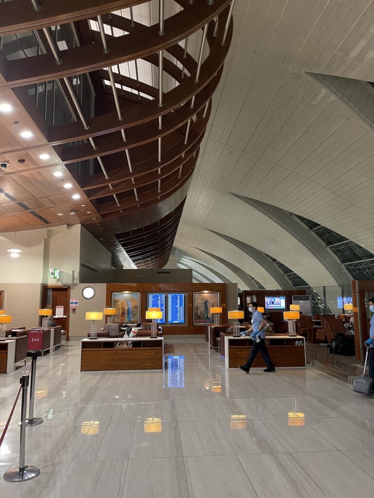 Are you an Italian resident with elite status? Here's how to get the Emirates Gold level