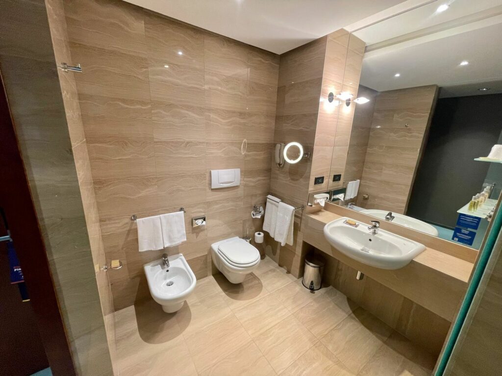 a18994bc-2ef8-4992-be37-c443d1fbf505