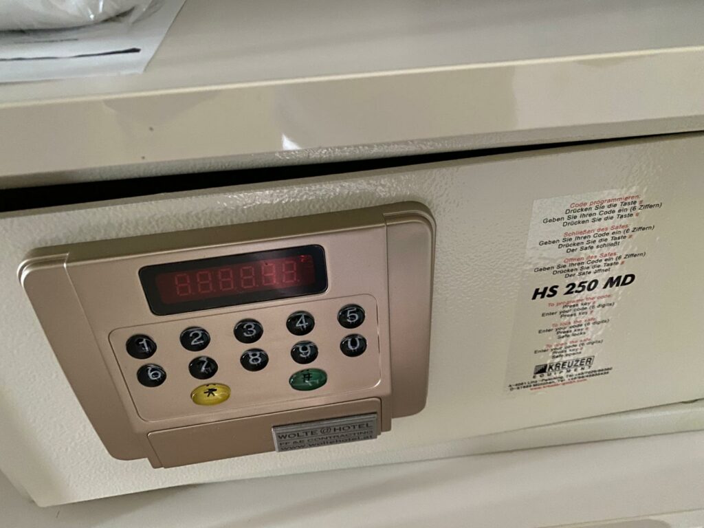 a8d687e2-ef76-4199-93f3-2cad97bbe75d