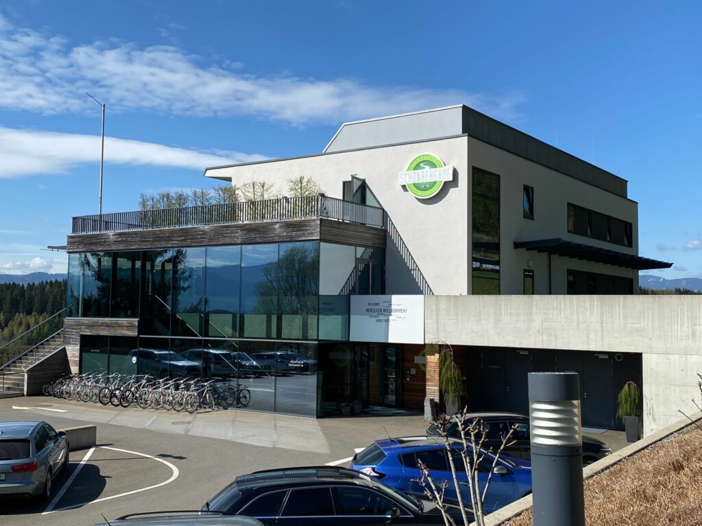 a99a97f5-3cd5-4eae-8f0d-7c8d97aeacad