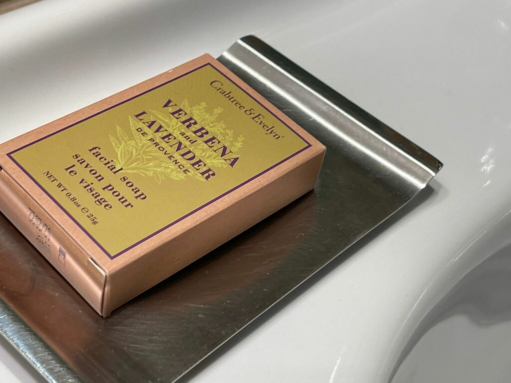 cb6cb9b9-0998-4224-bd78-d3792ae36e9b