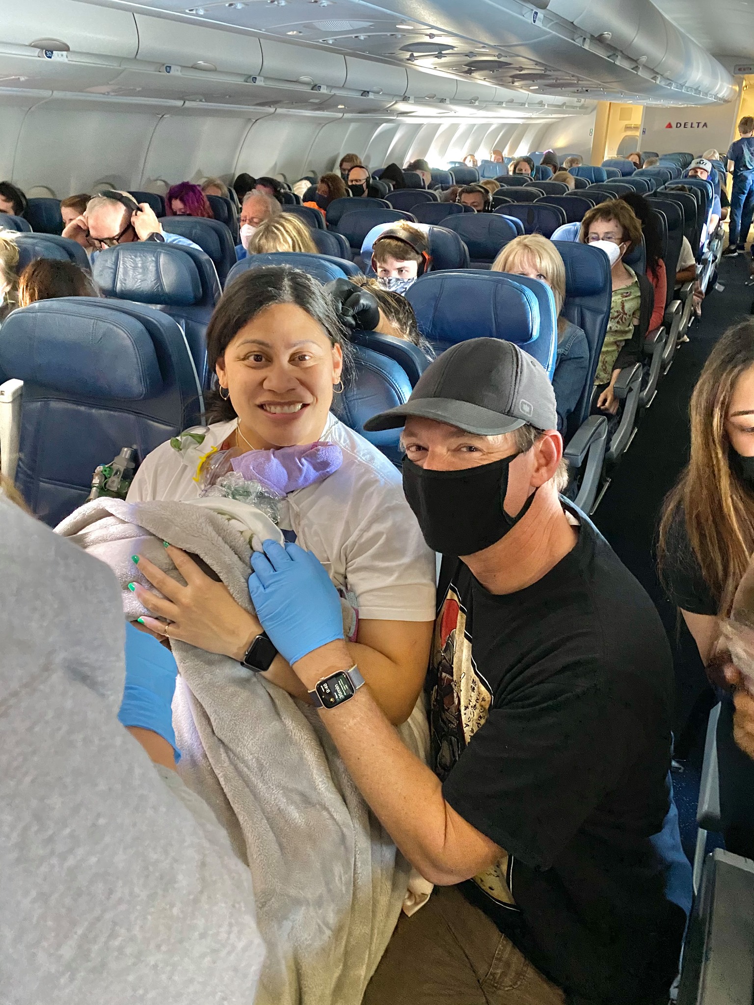 passeggera partorisce su un volo Delta