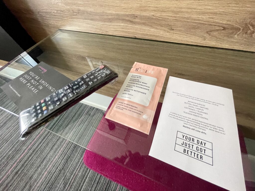 12DFE1DC-465E-4283-A38C-C84FEA5EE971