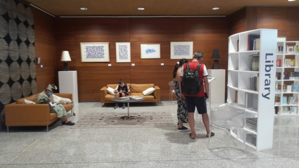 Aeroporto Cagliari - Biblioteca