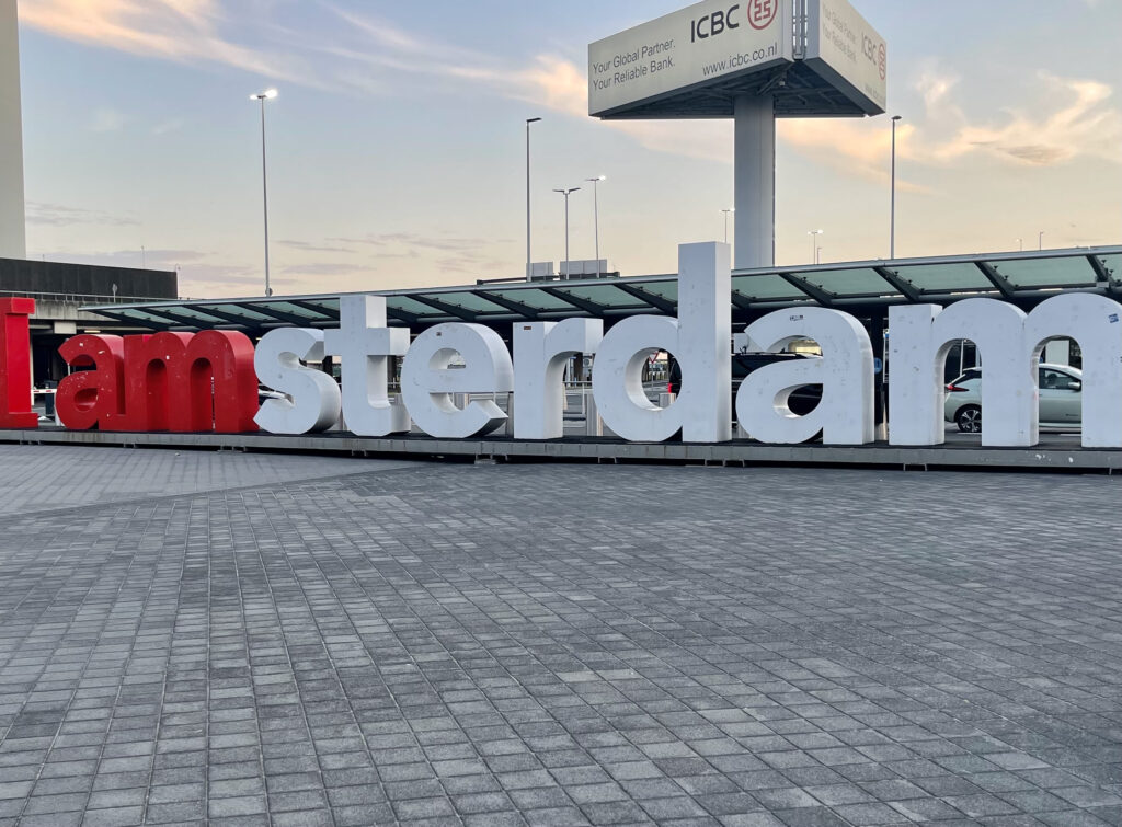 Amsterdam Airport, no flight cuts in 2024: what changes for JetBlue and KLM