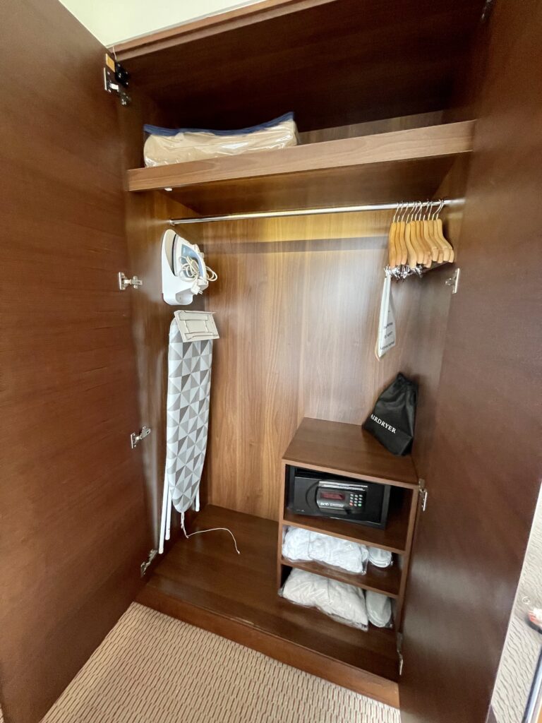 3903EEE1-0927-4273-9F0A-77152513FD59