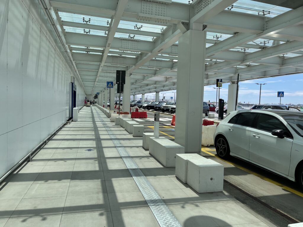 43768583-24FE-46CA-8906-C2014E886E5D