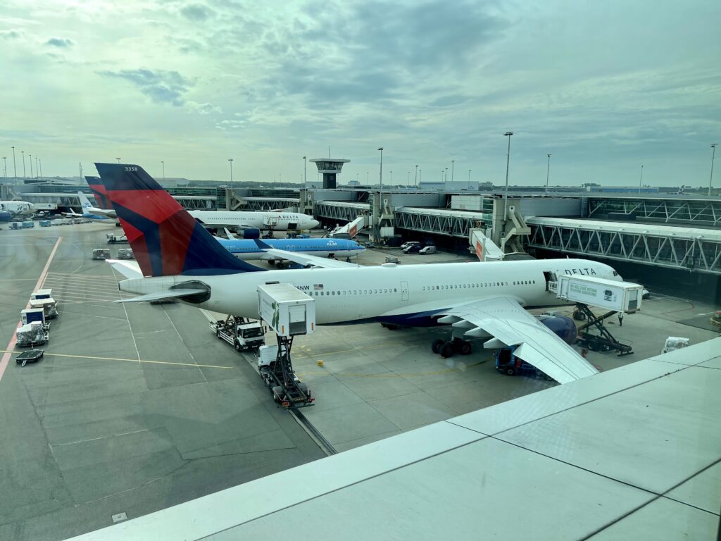 4753DCB4-5F6D-46FA-A307-EC9CB0ED48CC