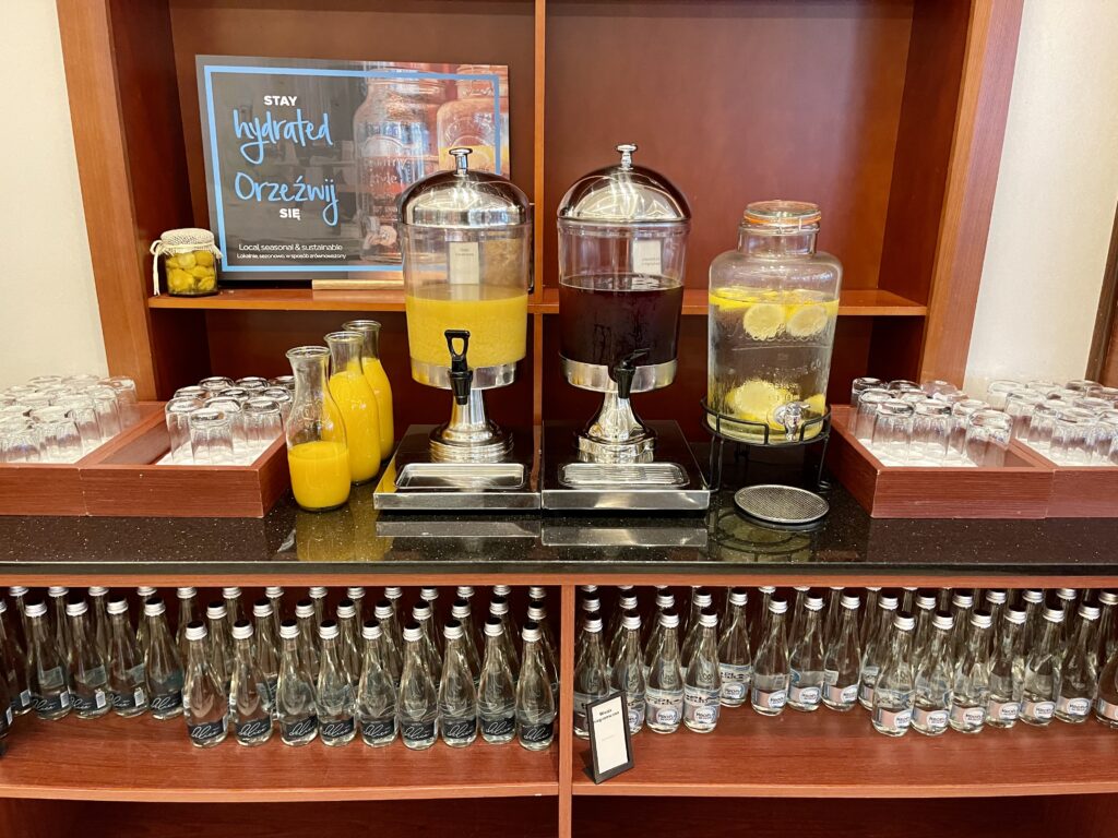 637745B2-1873-447A-B322-AF038F480156