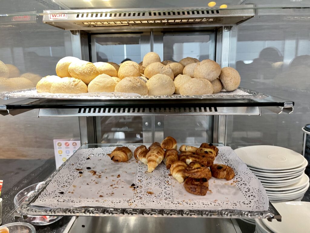 9DDD82C0-9BEF-4BF3-8095-057965C2AA2A