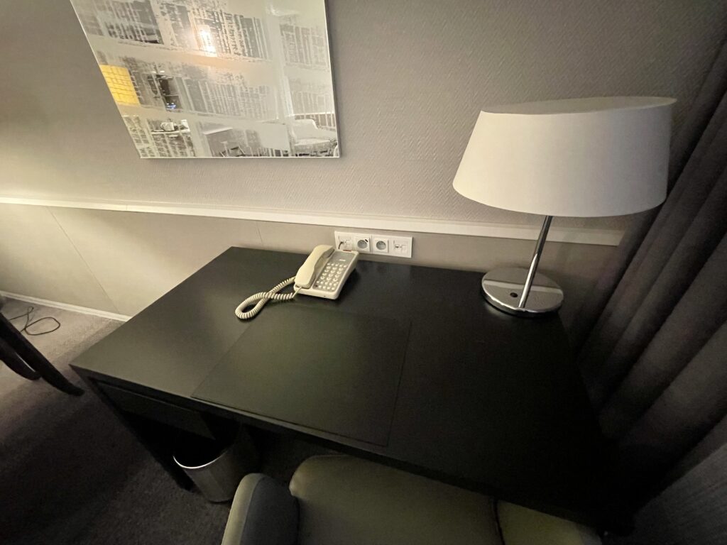 B8055EB4-793D-4ED6-AA8F-AB0986BCD338