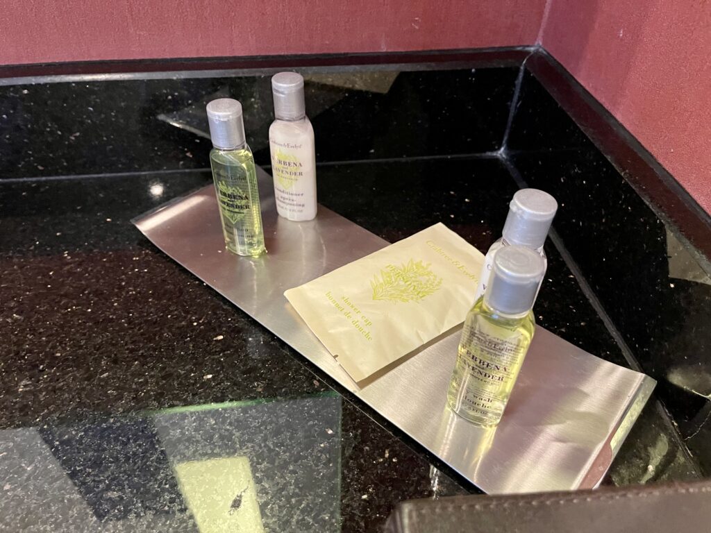 BA7DE9E5-EBC6-4F9E-8413-DB6B450DD14D