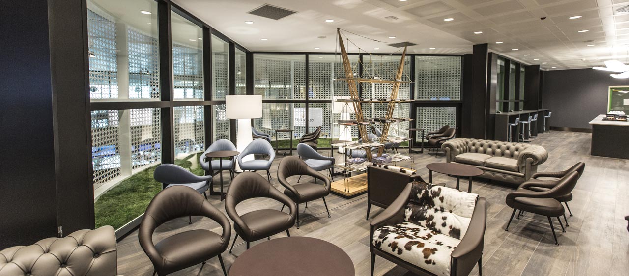 open lounges in italy