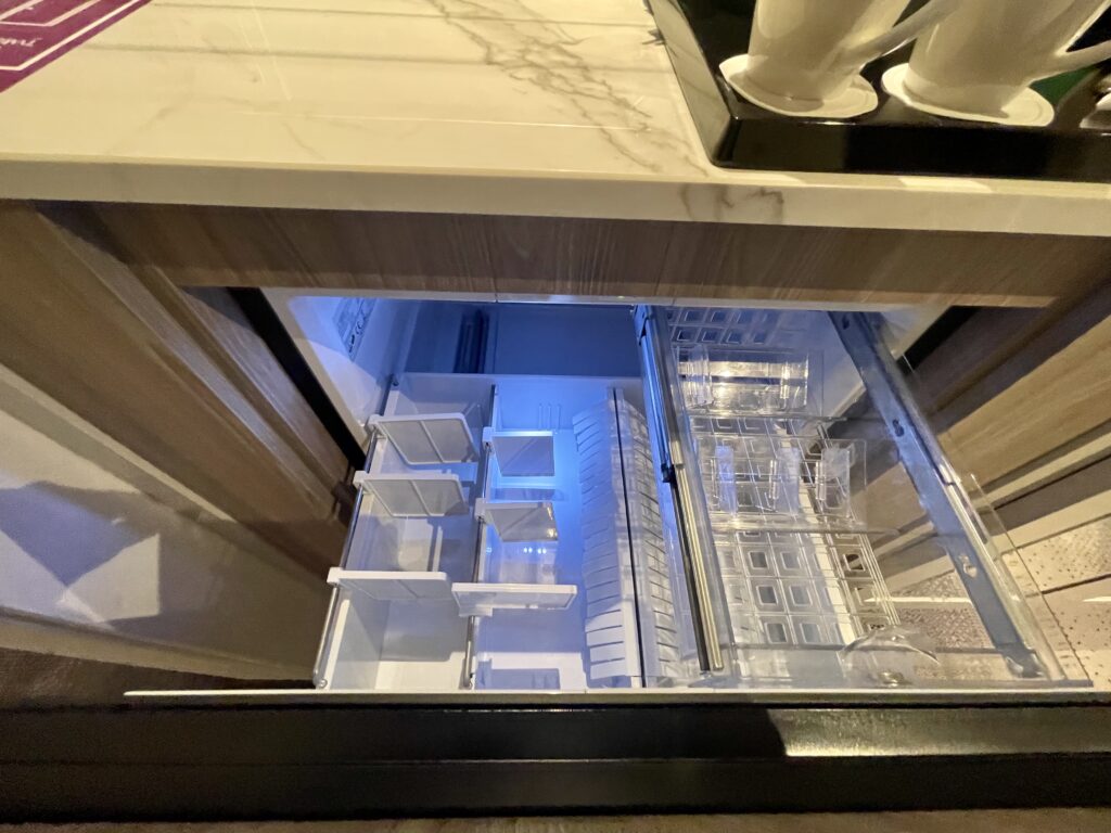 D80A47CB-42EB-477B-A734-D5A6A78B4DFB