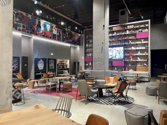 0E141990-E4A3-4CB5-A253-4CC9557FC40A