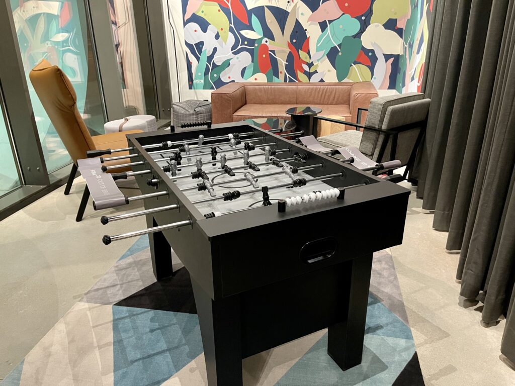 9CC51F3F-4138-417C-82CF-10BC625AE61E