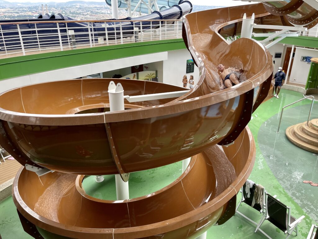 9D3045A4-DDEC-43F9-B076-FE922EC7033E