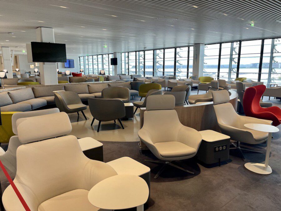 Air France Terminal 2E (HALL L)