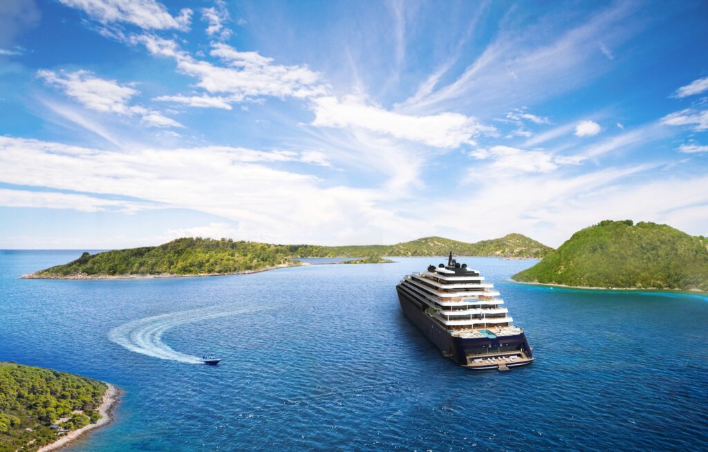 The third yacht yacht of the Ritz-Carlton Yacht Collection by Marriott is on its way: it is called Luminara and will accommodate more than 450 guests