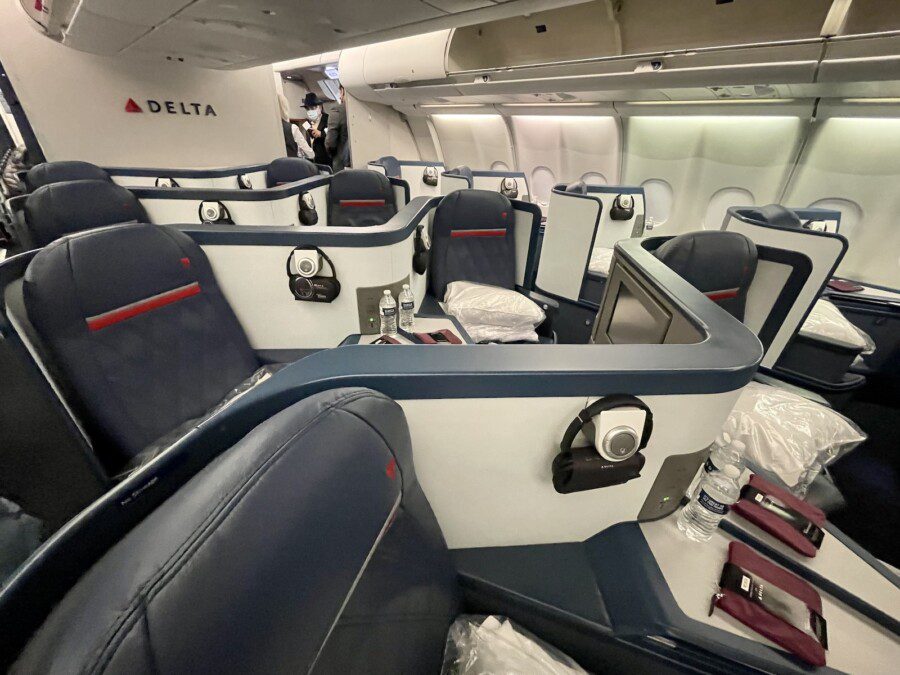 When you take a plane, but it feels like you're on a bus. My journey aboard a Delta A330