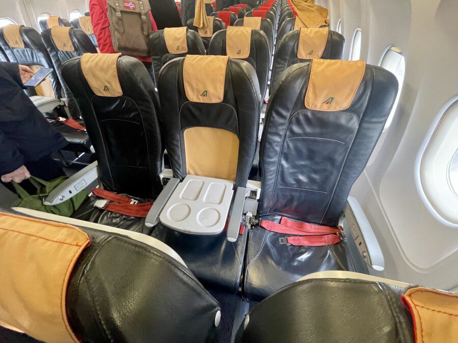 Recensione volo in classe Superior con ITA Airways, la nuova business class è una presa in giro