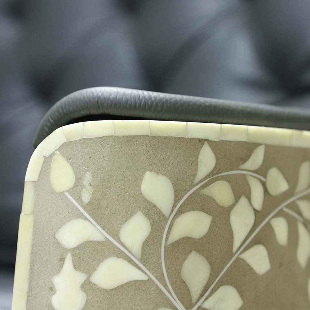 Singapore Airlines business class seats inlaid