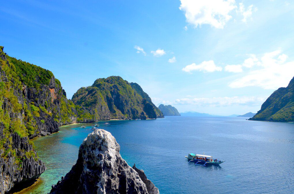 Philippines reopen borders, but for Italians non-essential travel still banned