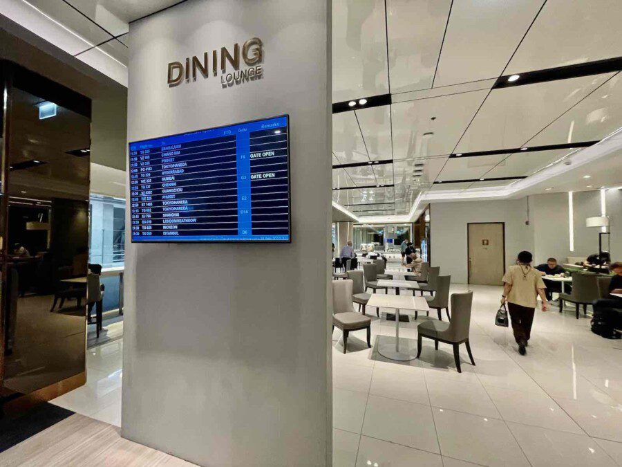 Recensione Miracle Lounge First Class Bangkok (Hall D)