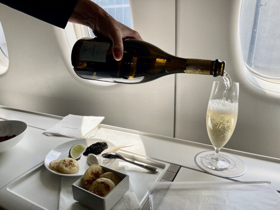 I flew alone in first class with Air France: don't wake me up, I want to keep dreaming