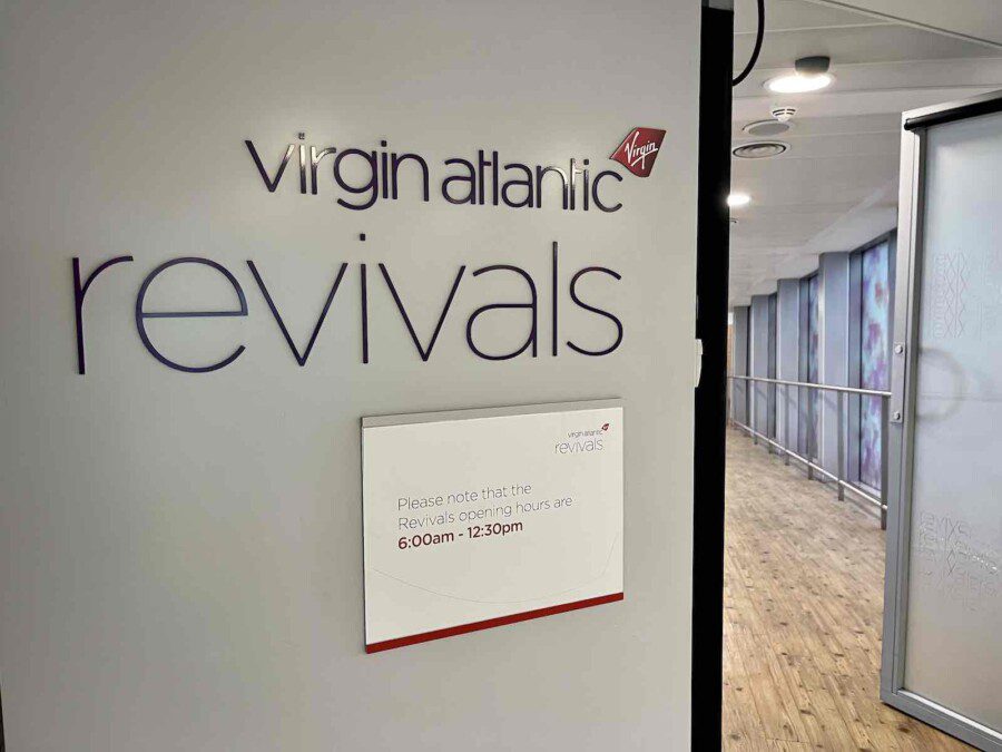 Virgin Atlantic pampers you even when you get off the plane: review revivals lounge London Heathrow