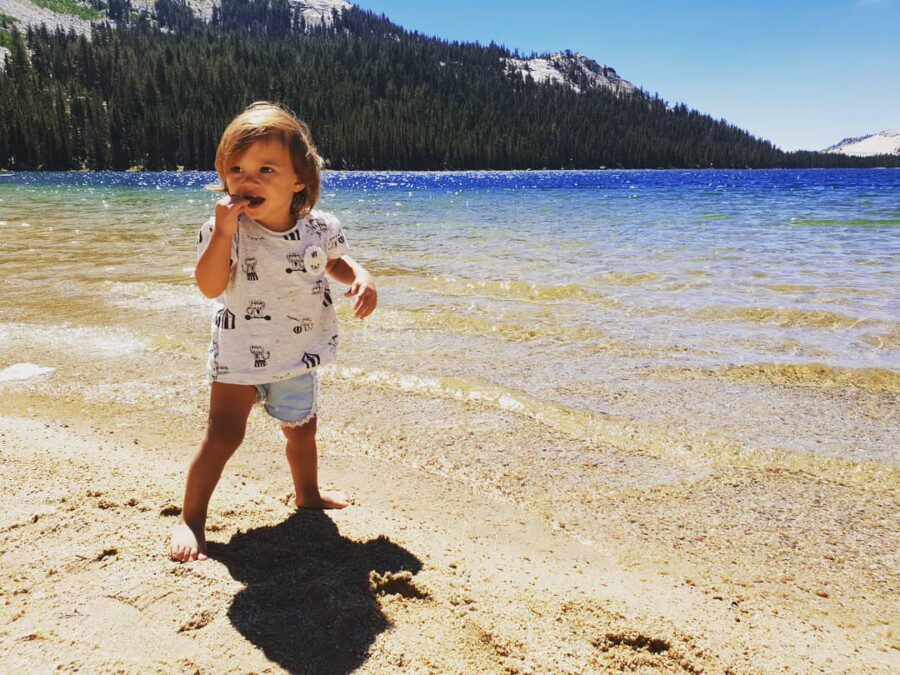 Traveling with a child helps his growth