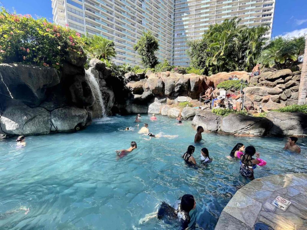 piscina hawaii hilton