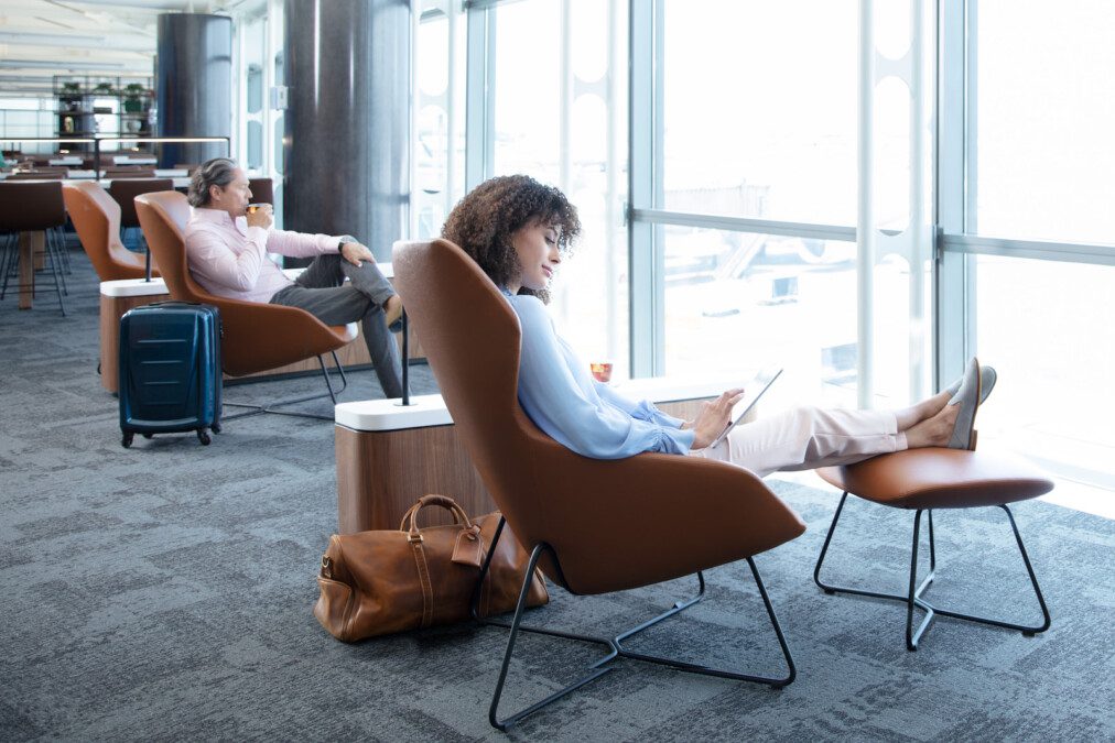 United has opened its largest lounge: Skyline view and Italian coffee