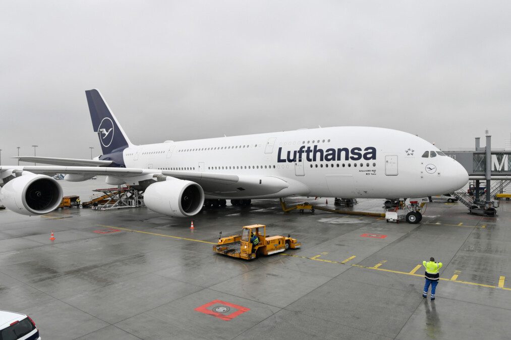Is your dream plane the A380? Where and with which companies can you book from Italy and Europe.