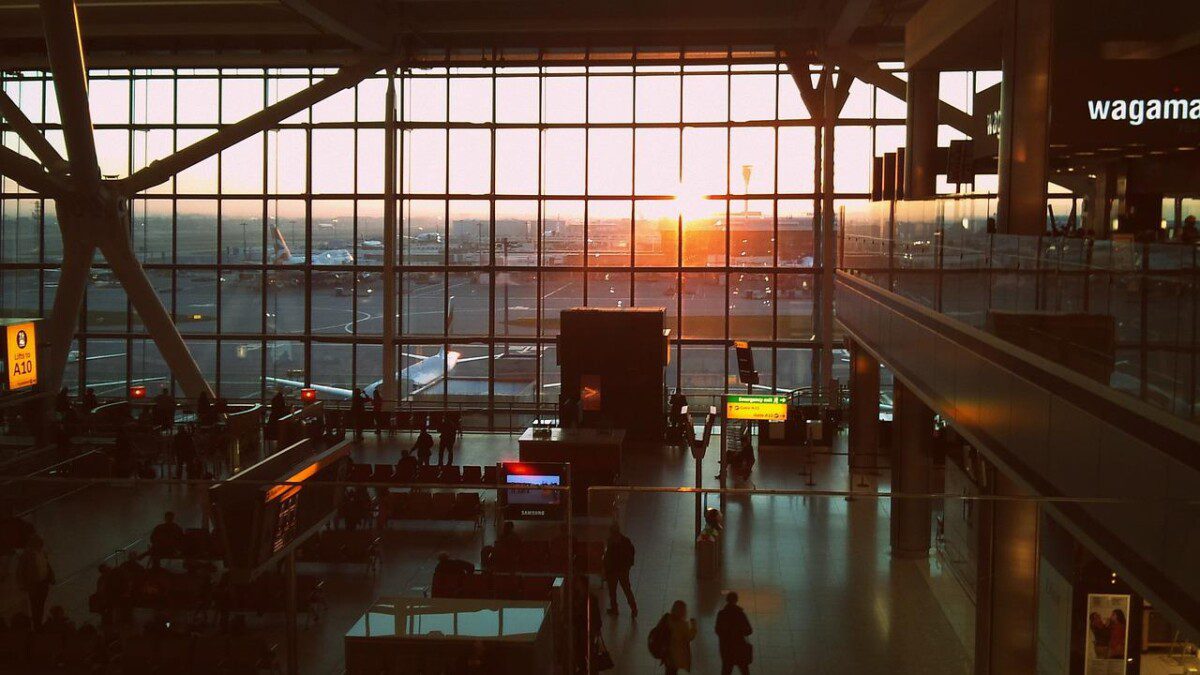 LHR