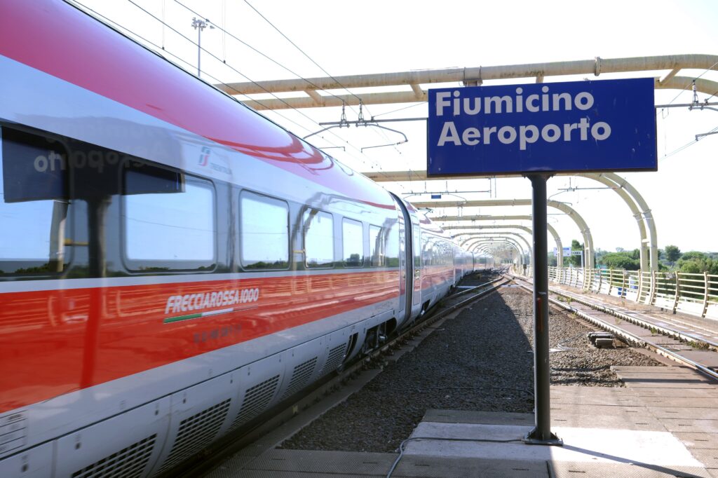 Fco Connect, Fiumcino has dedicated check-in desk for Ita-Trenitalia partnership