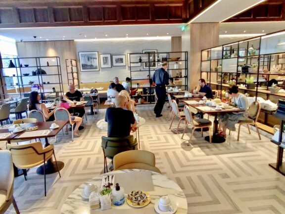 5258EEE2-BC89-4913-8B3E-F8B06FE7BC6C 2