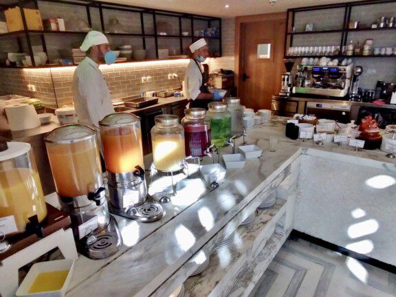 A4AC3C9D-452B-4C5E-8CED-289A3F5F2AE3 2