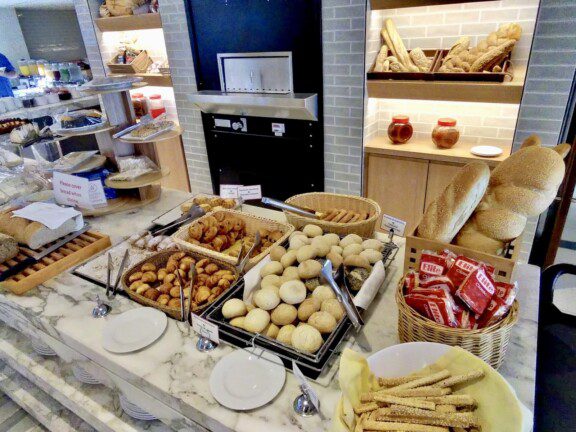 BE3EDA36-B002-46A5-ADAD-D2CCDB8EBFDA 2