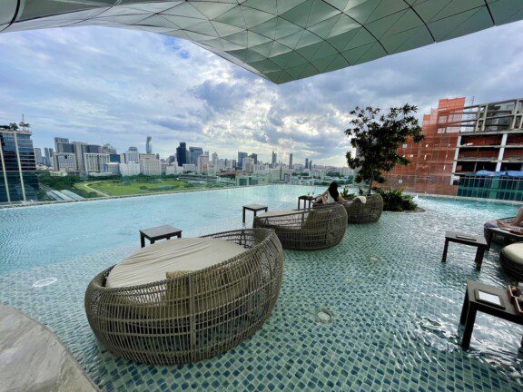 Pampered and pampered, review of Waldorf Astoria Bangkok